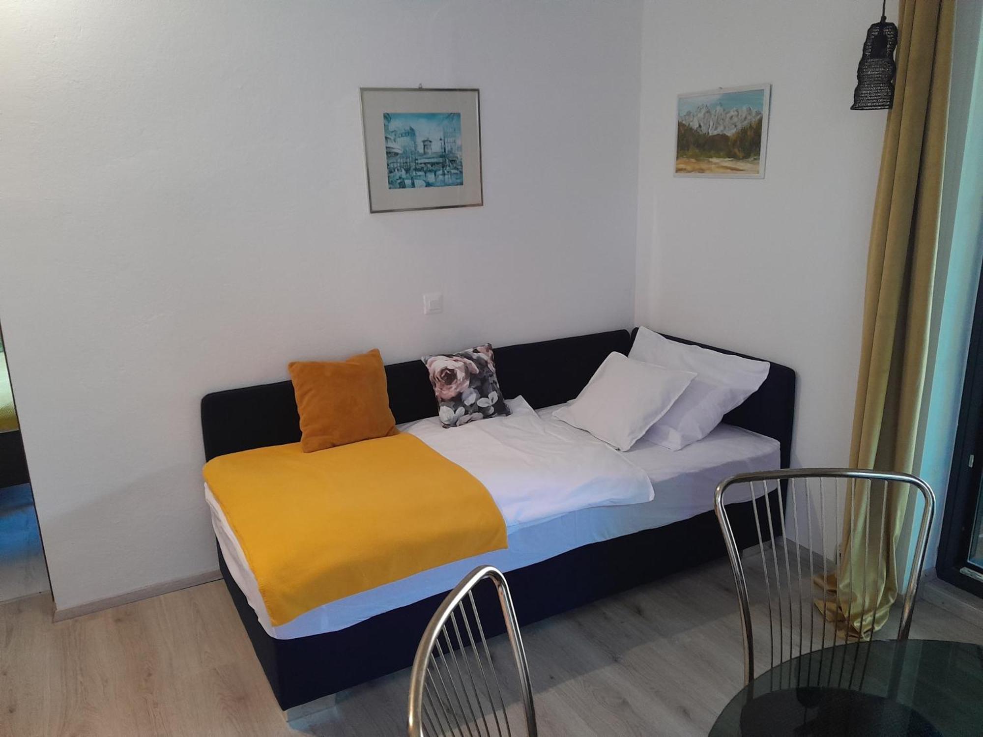 Aparthouse Ani Apartment